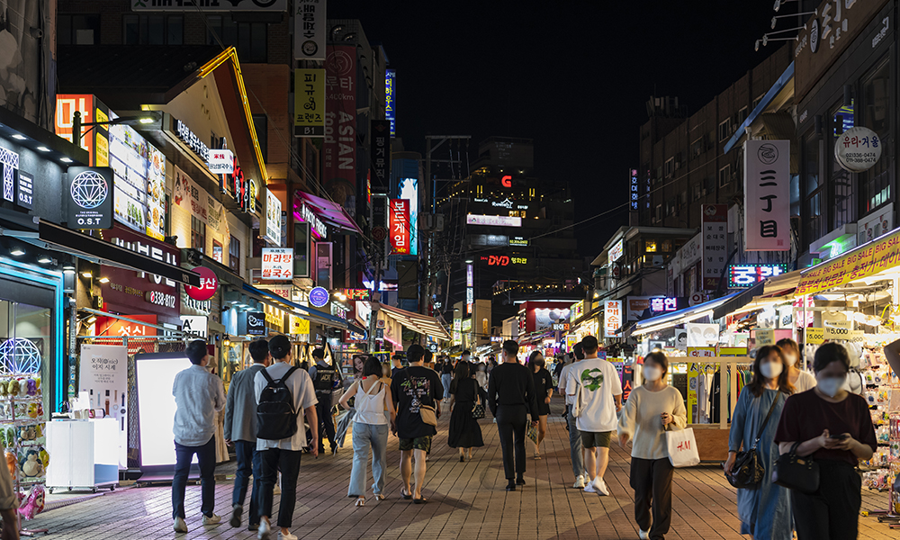 Hongdae Guide! Best places around Seoul's party district 🎉 | Sandi